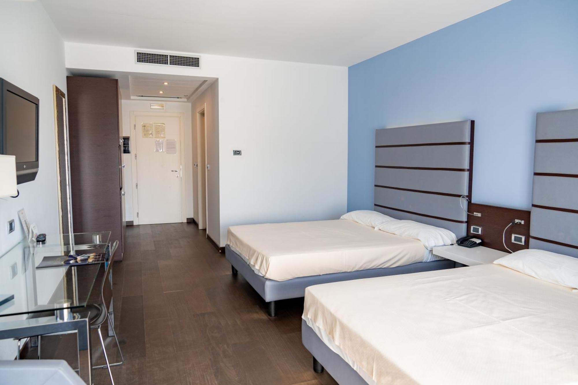 Hotel Napoleon Torre Melissa Eksteriør billede