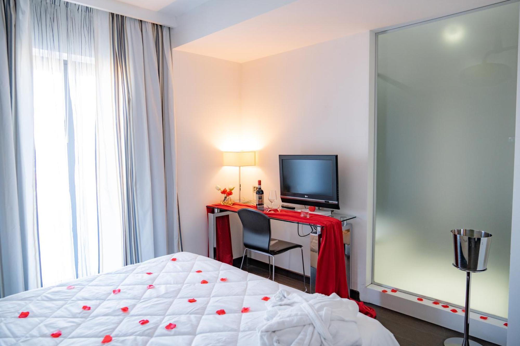 Hotel Napoleon Torre Melissa Eksteriør billede