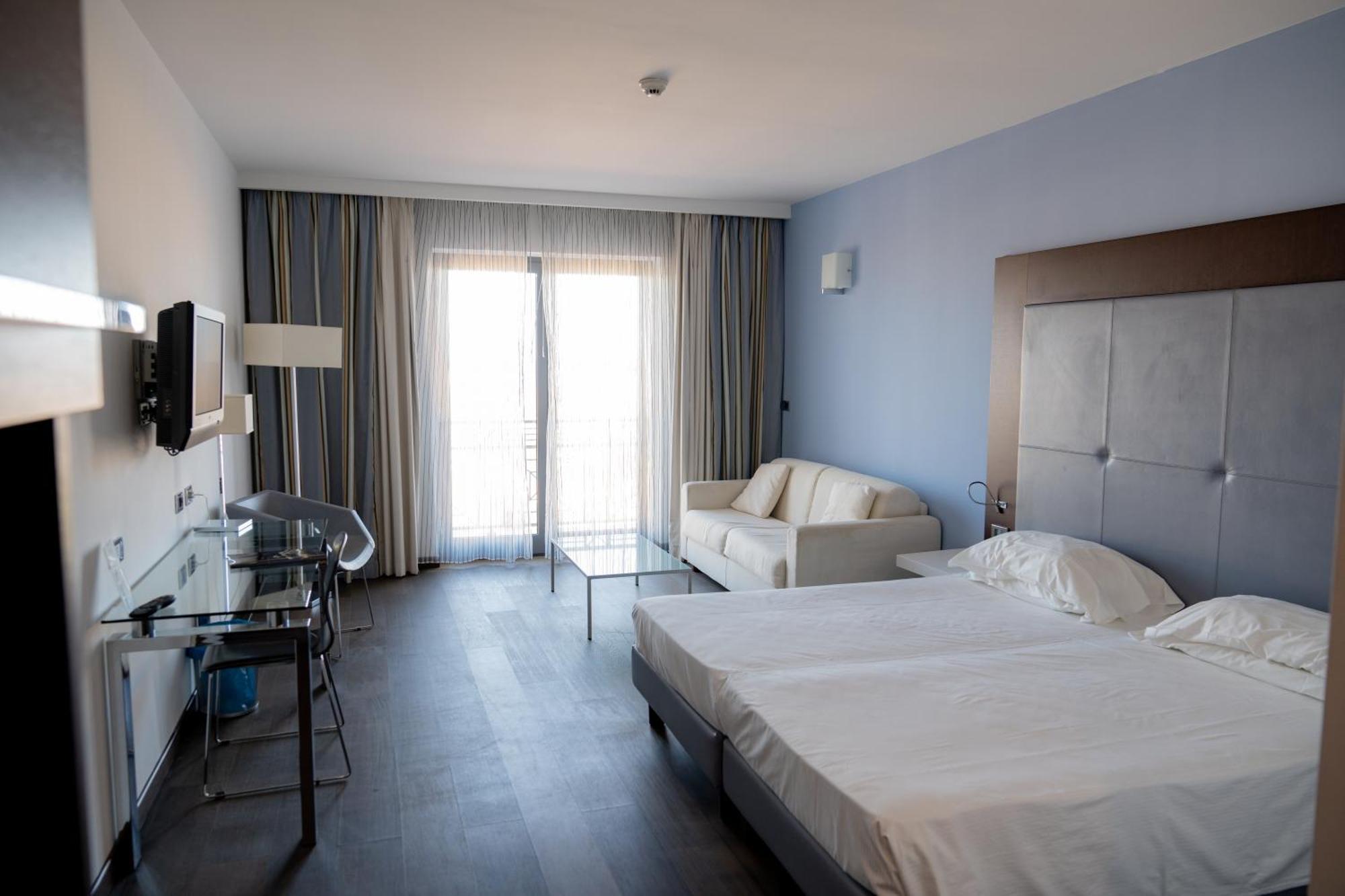 Hotel Napoleon Torre Melissa Eksteriør billede