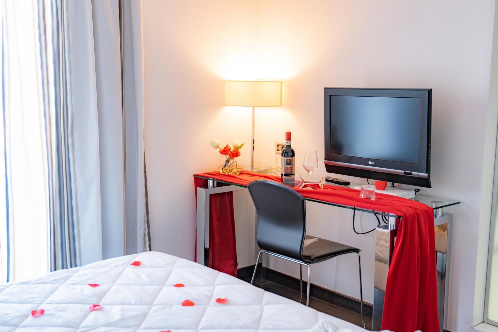 Hotel Napoleon Torre Melissa Eksteriør billede